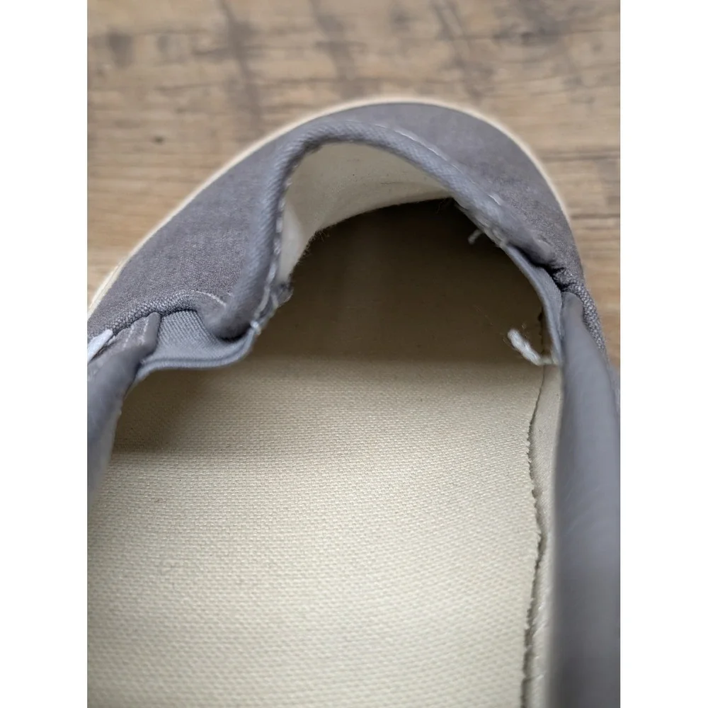 Vans Classic Slip-On Skate Shoes Unisex Size 9.5W / 8M‎ Gray Casual Style